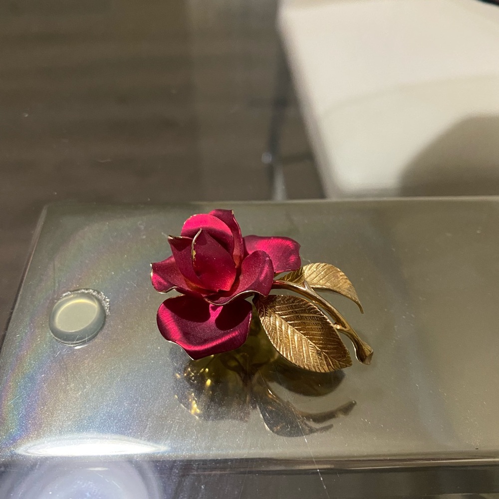 Vintage GERRITO Red Satin Enamel Rose Flower Pin